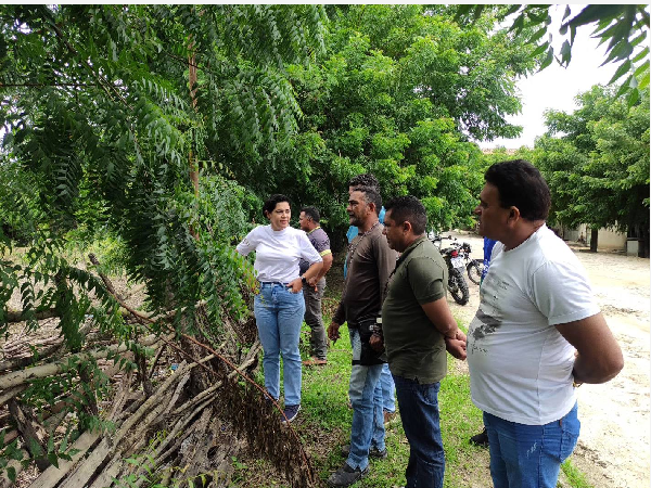 PREFEITA PATRÍCIA BARRETO REALIZA REUNIÃO DE PLANEJAMENTO DO URBANIZA II NO DISTRITO DE MISS