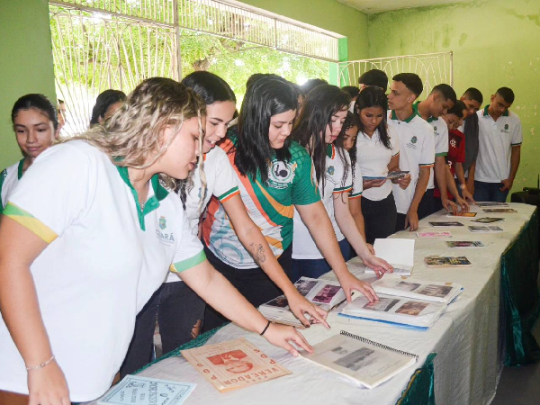 REALIZADA ABERTURA DA SEMANA ALUSIVA AO ANIVERSÁRIO DA BIBLIOTECA MUNICIPAL MANOEL TEIXEIRA DE ÁVILA